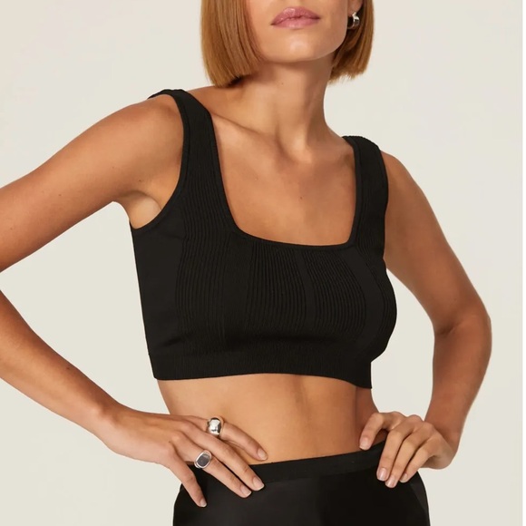 Nicole Miller Tops - Nicole Miller Black Ribbed Cropped Tank Top Large & XL